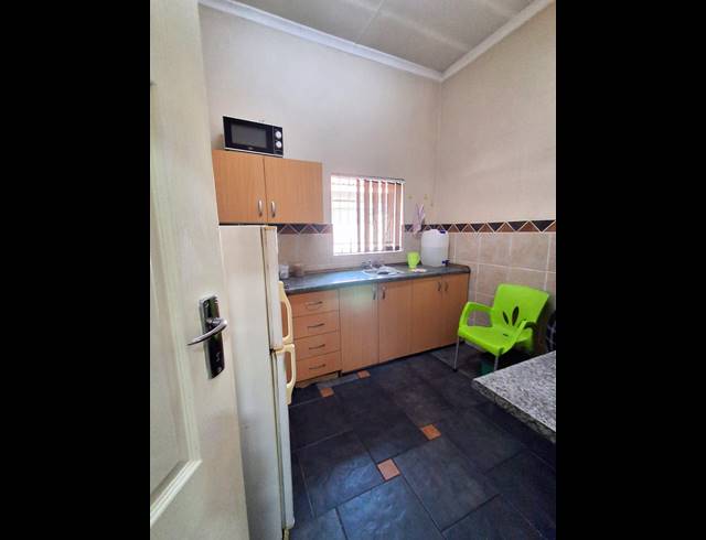 363M² OFFICE FOR SALE IN VEREENIGING CENTRAL